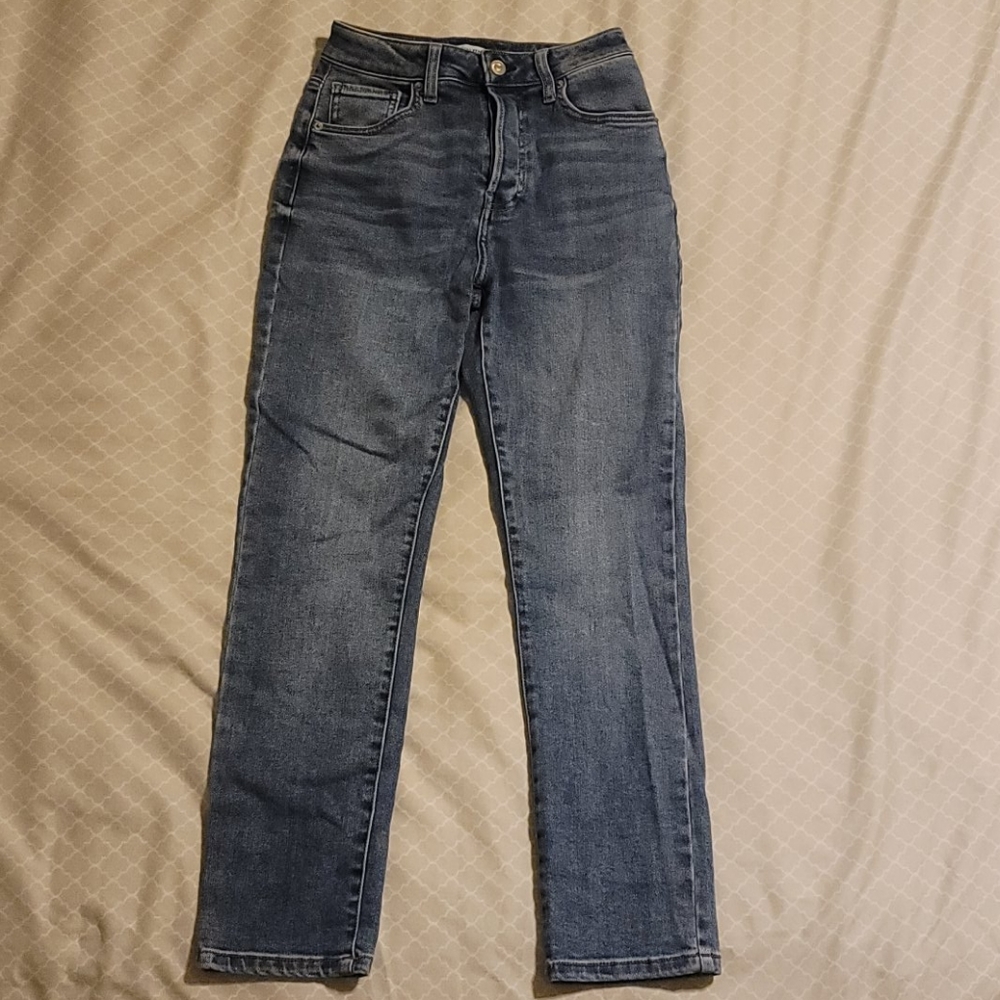 Women's Forever 21 button fly jeans